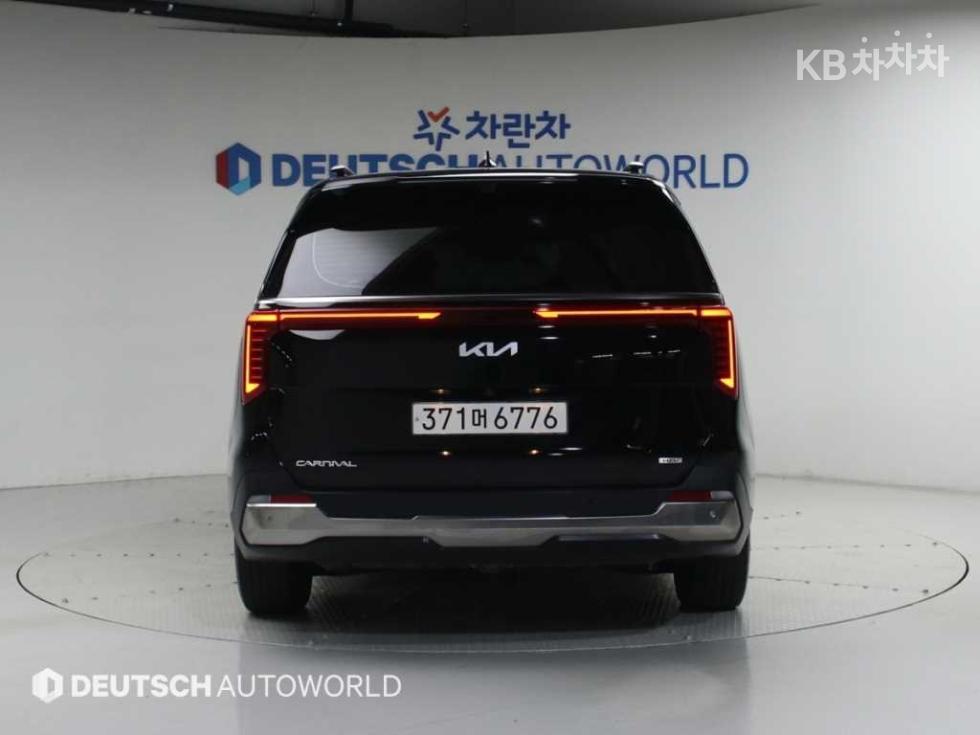 2024 - kia carnival