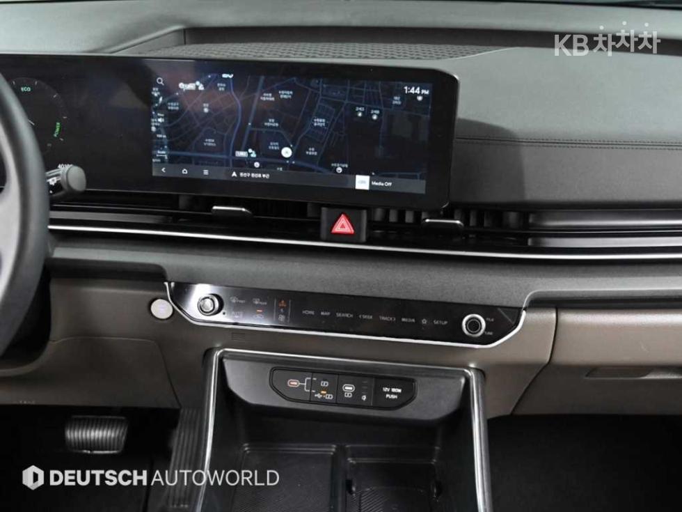 2024 - kia carnival