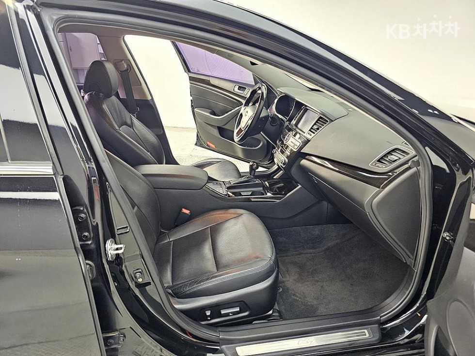 2013 - kia k7