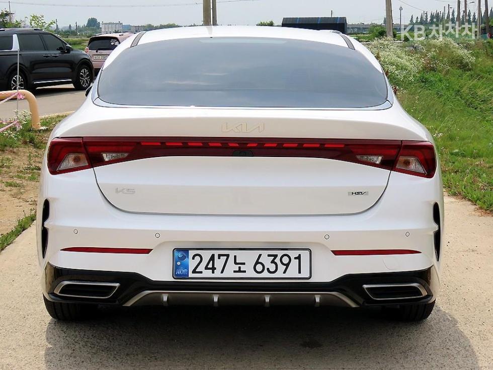 2023 - kia k5