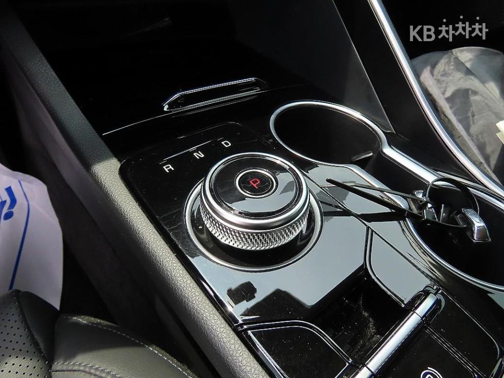 2023 - kia k5
