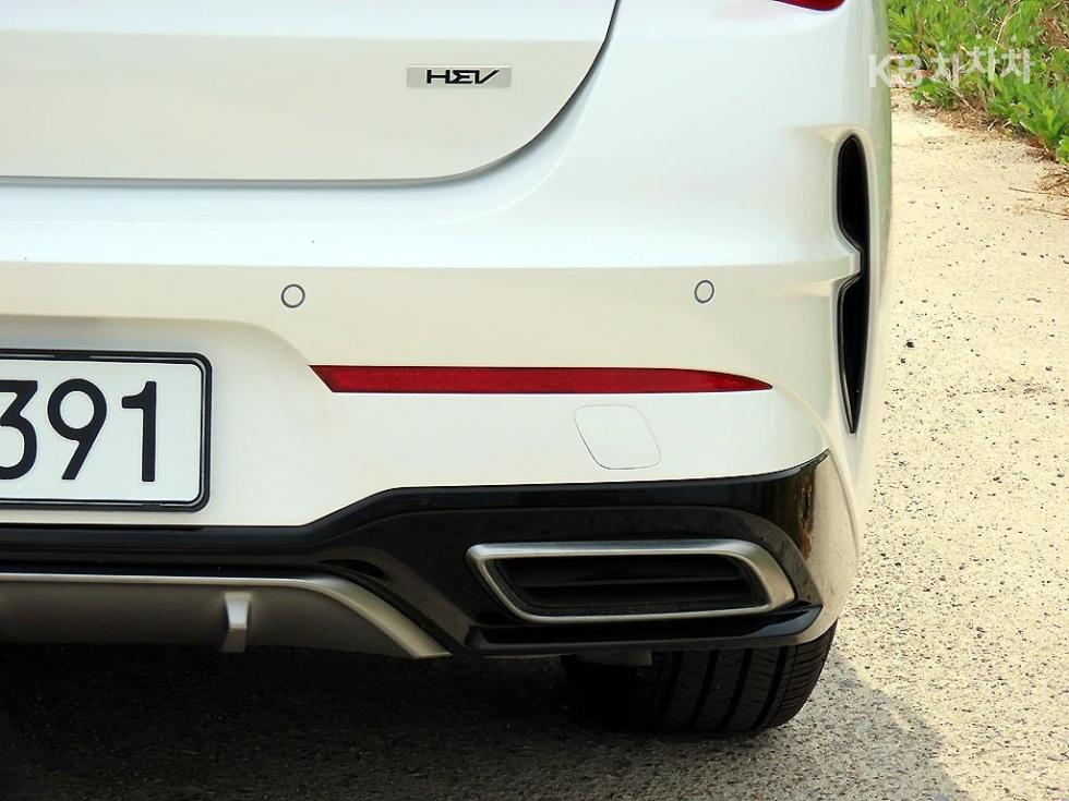 2023 - kia k5