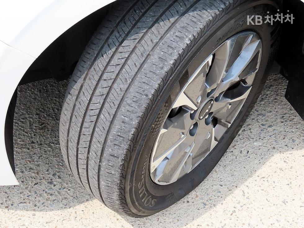 2023 - kia k5