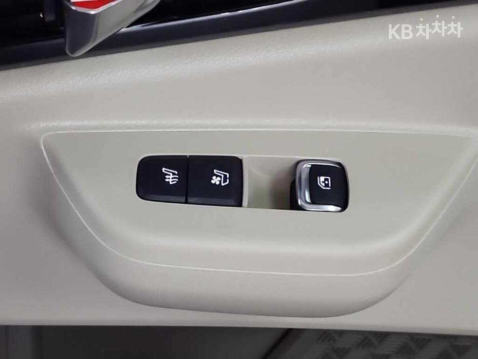 2025 - kia carnival