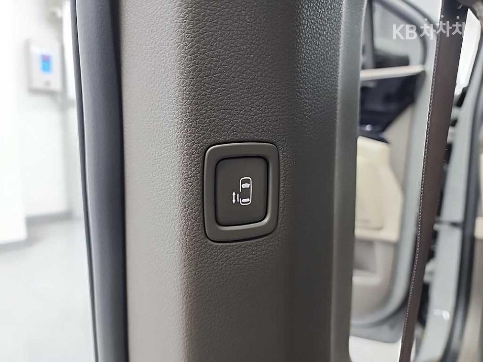 2025 - kia carnival