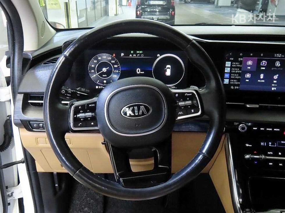 2021 - kia carnival