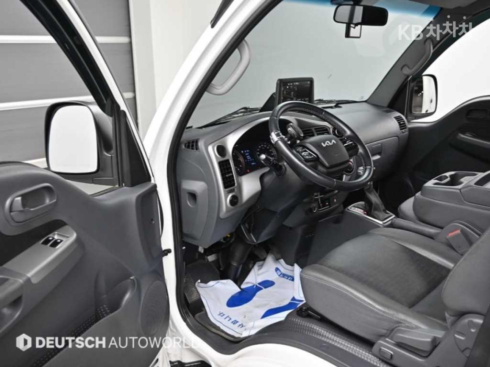 2022 - kia bongo iii
