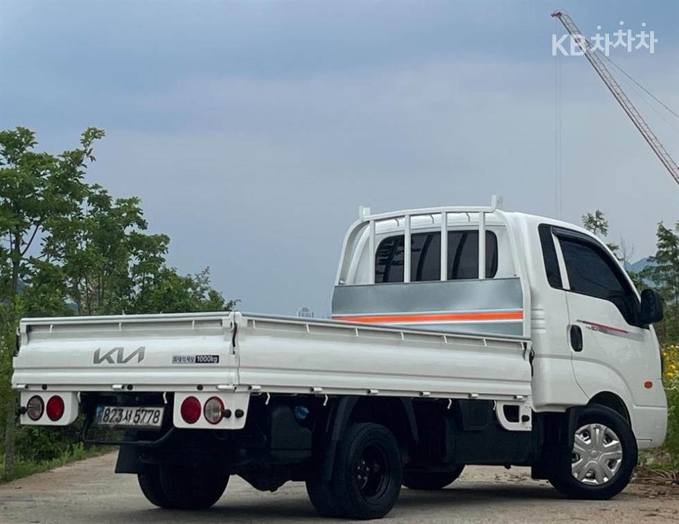 2023 - kia bongo iii