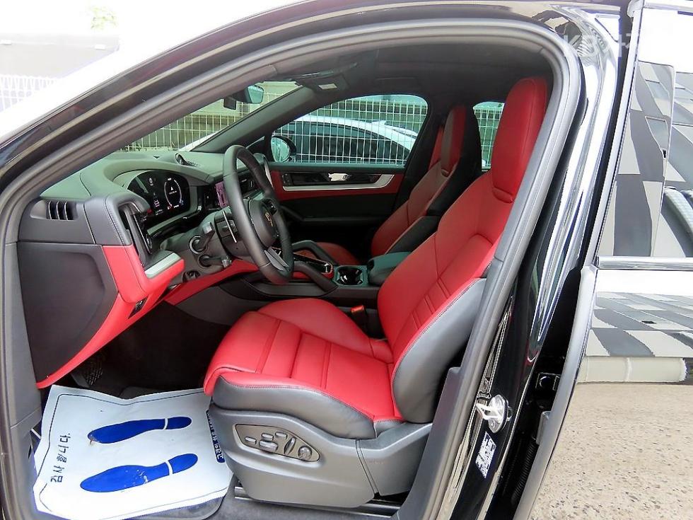 Porsche Cayenne — miniaturë 5