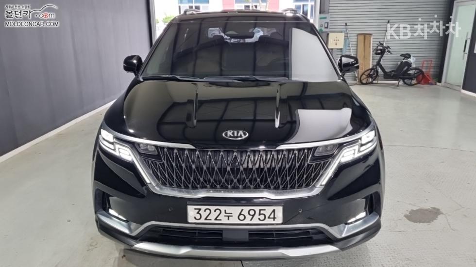 2021 - kia carnival