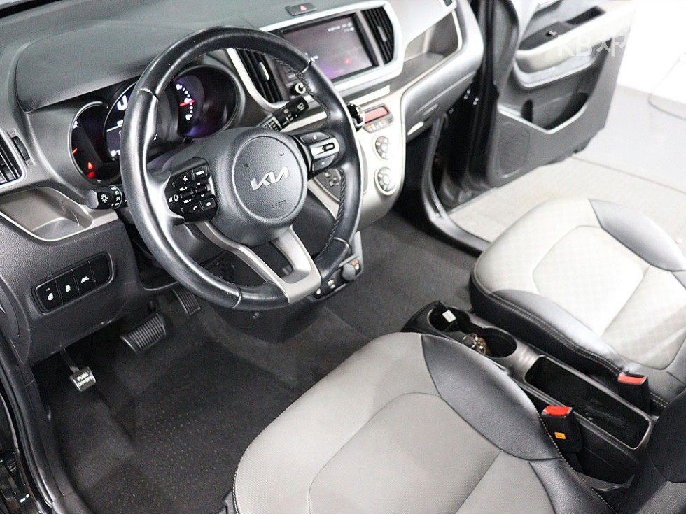 2022 - kia ray