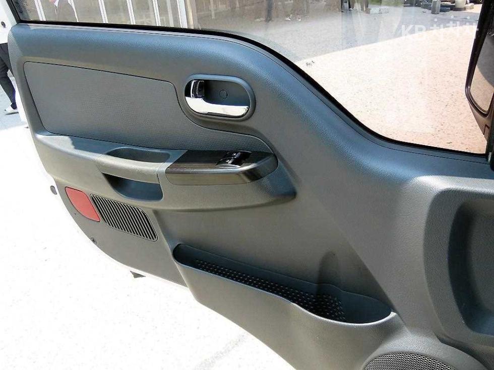 2018 - kia bongo iii