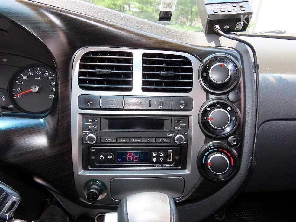 2018 - kia bongo iii