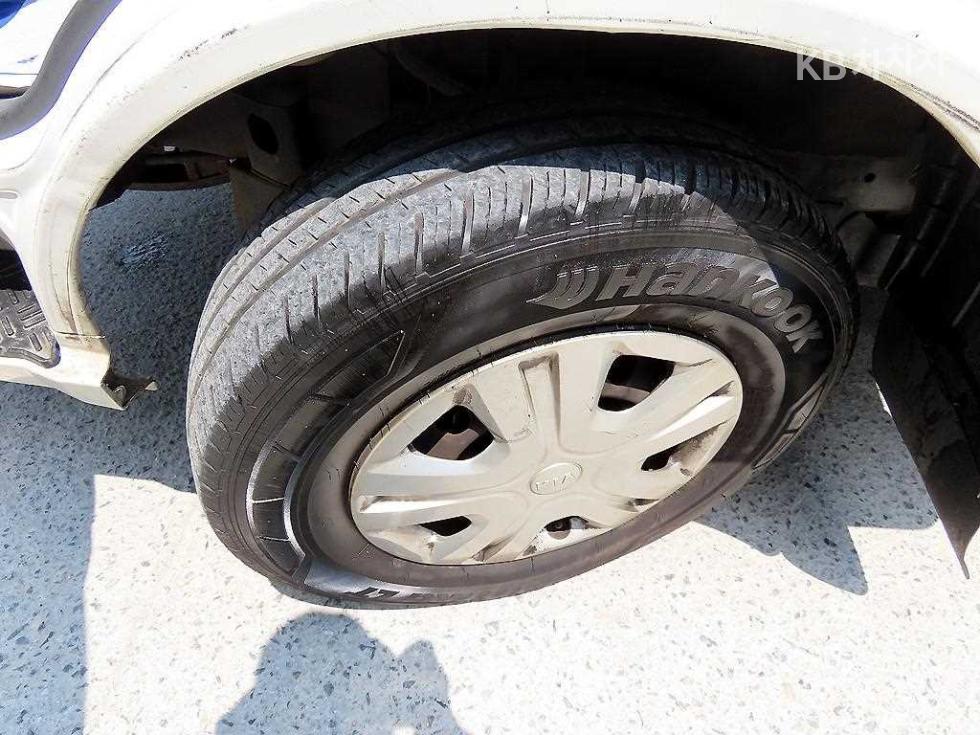 2018 - kia bongo iii