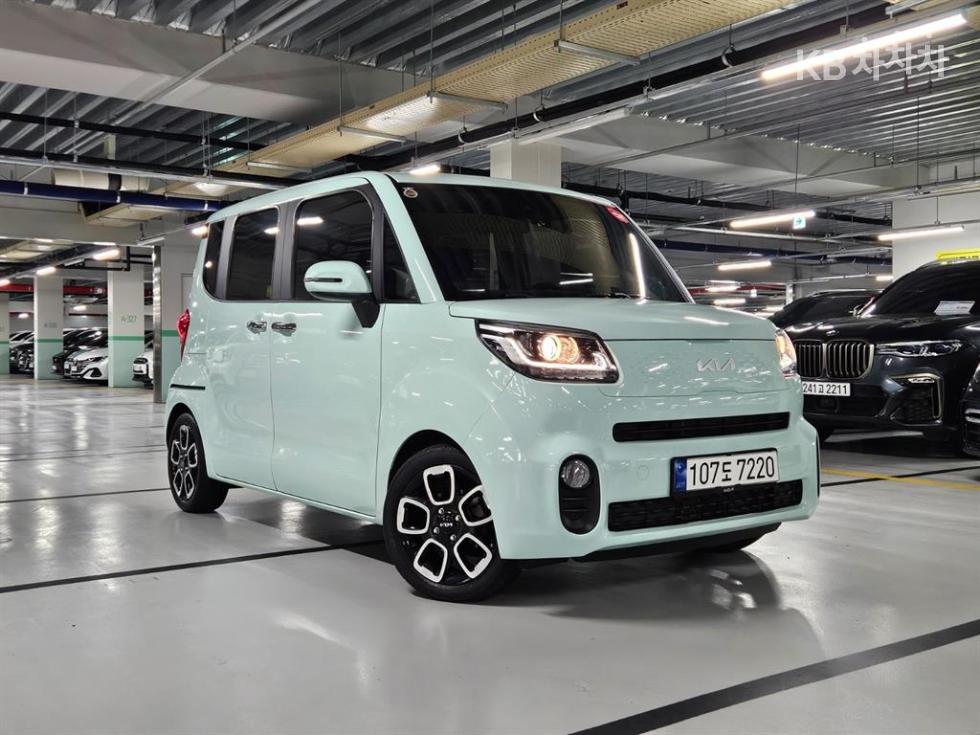 2022 - kia ray