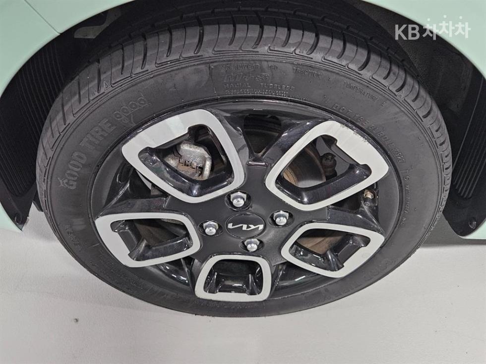 2022 - kia ray