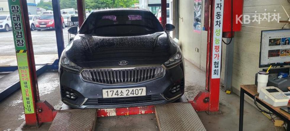 2017 kia k7