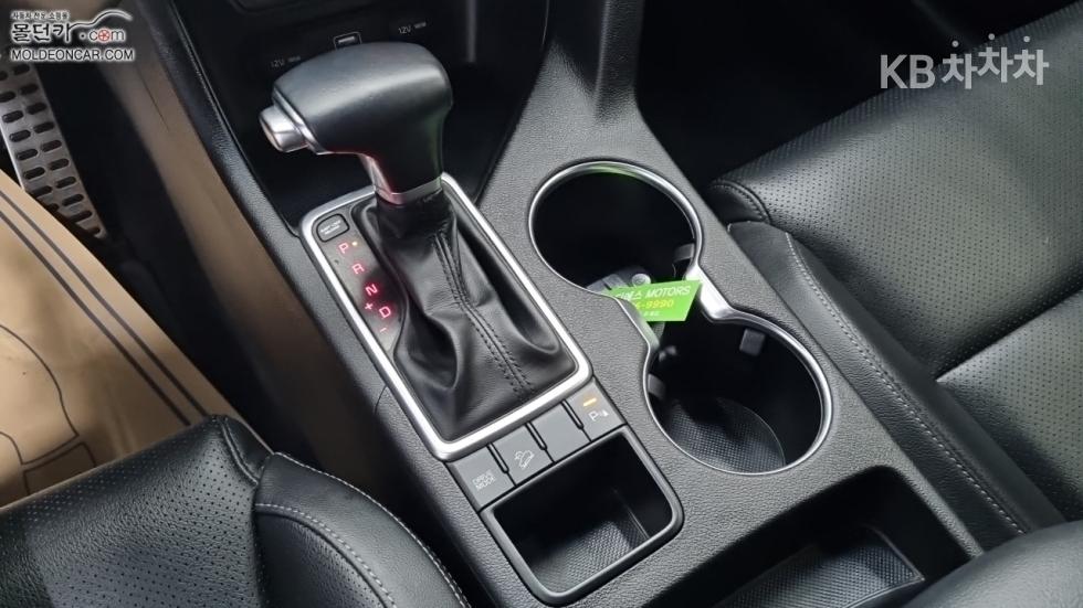 2019 - kia sportage
