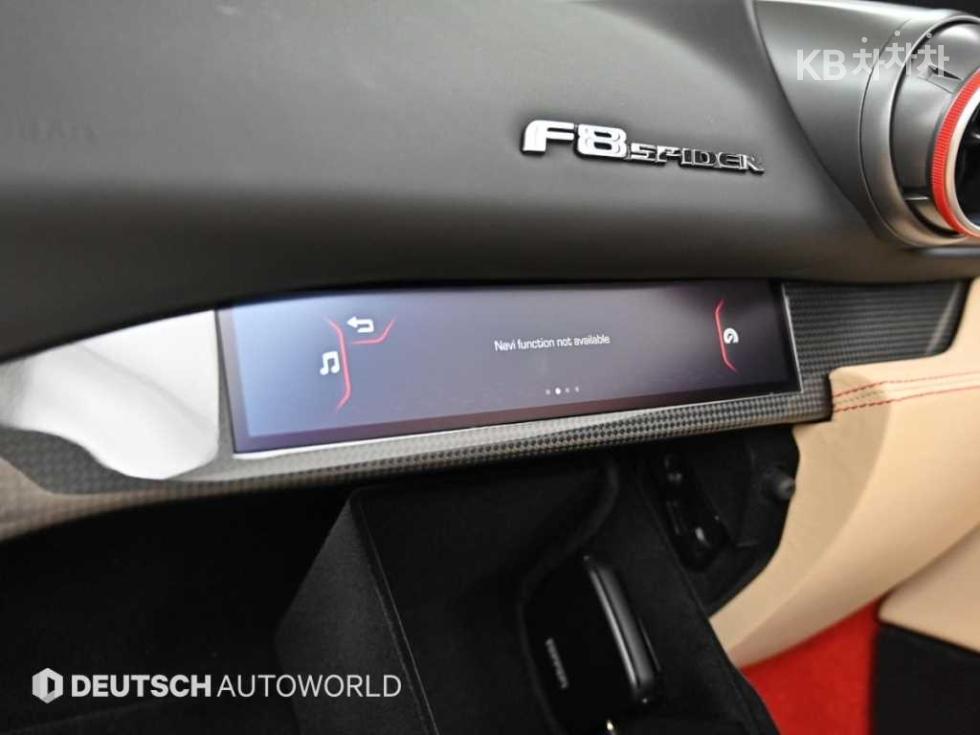 Ferrari F8 Tributo — miniaturë 16