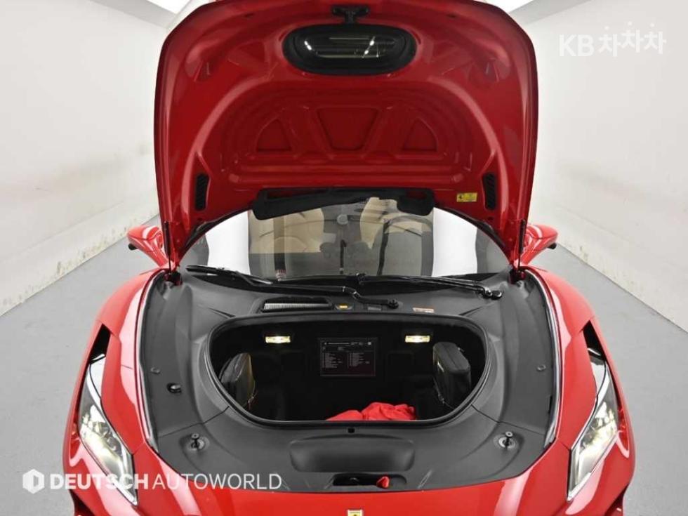 Ferrari F8 Tributo — miniaturë 18