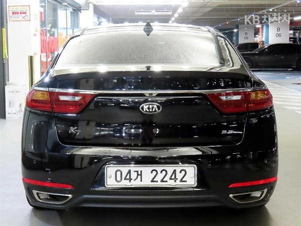 2017 - kia k7