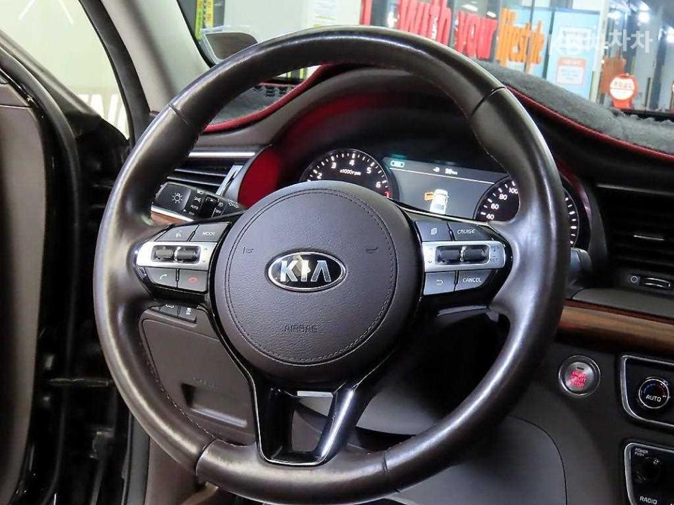 2017 - kia k7