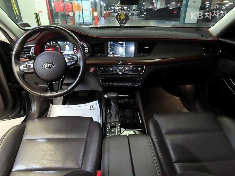 2017 - kia k7
