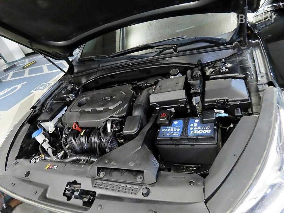 2017 - kia k7