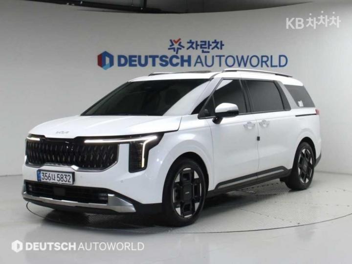 Kia Carnival 2.2 디젤 9인승 노블레스 — foto 1