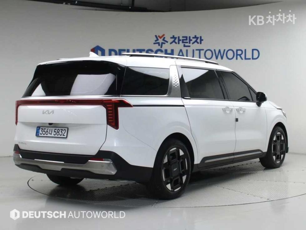 2025 - kia carnival