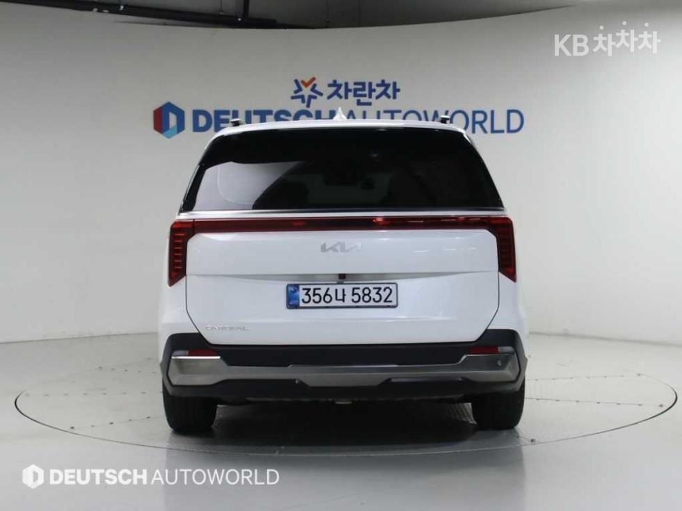 2025 - kia carnival