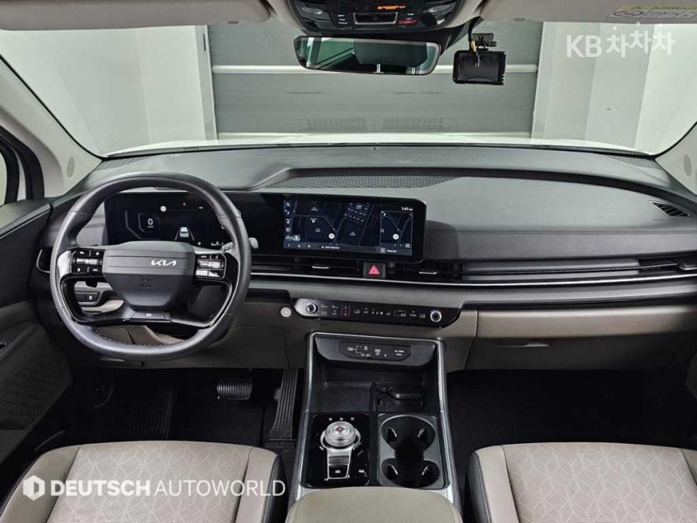 2025 - kia carnival