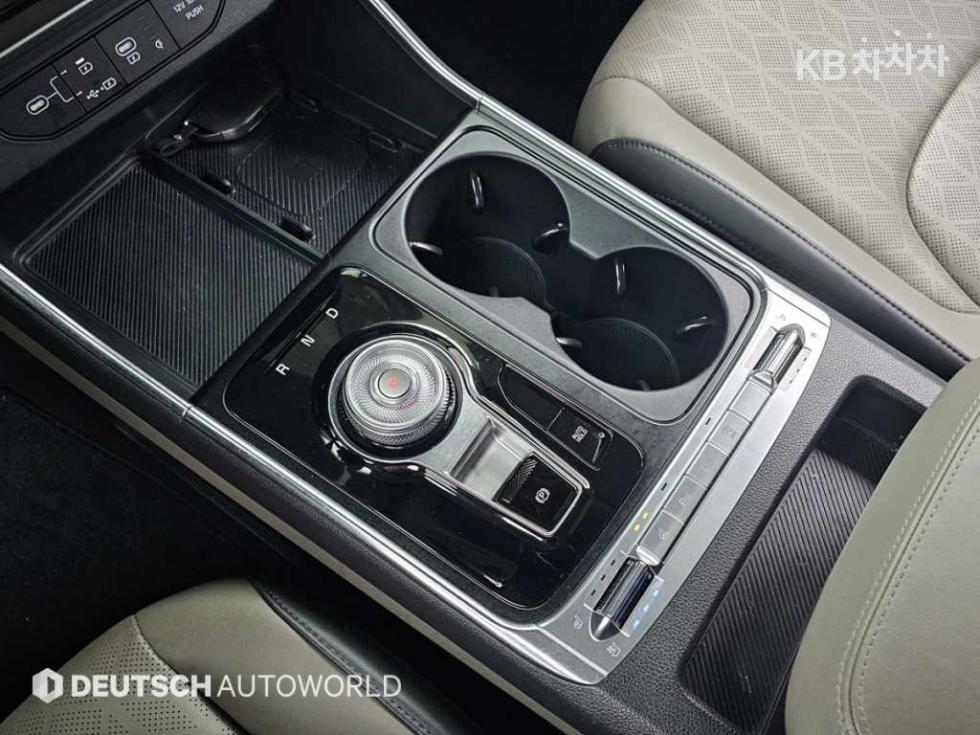 2025 - kia carnival