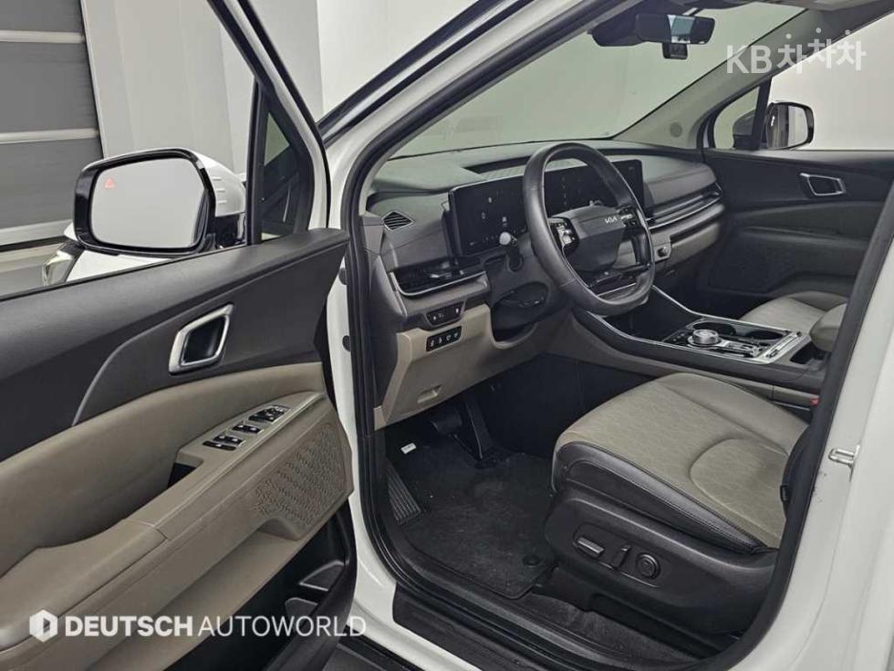2025 - kia carnival