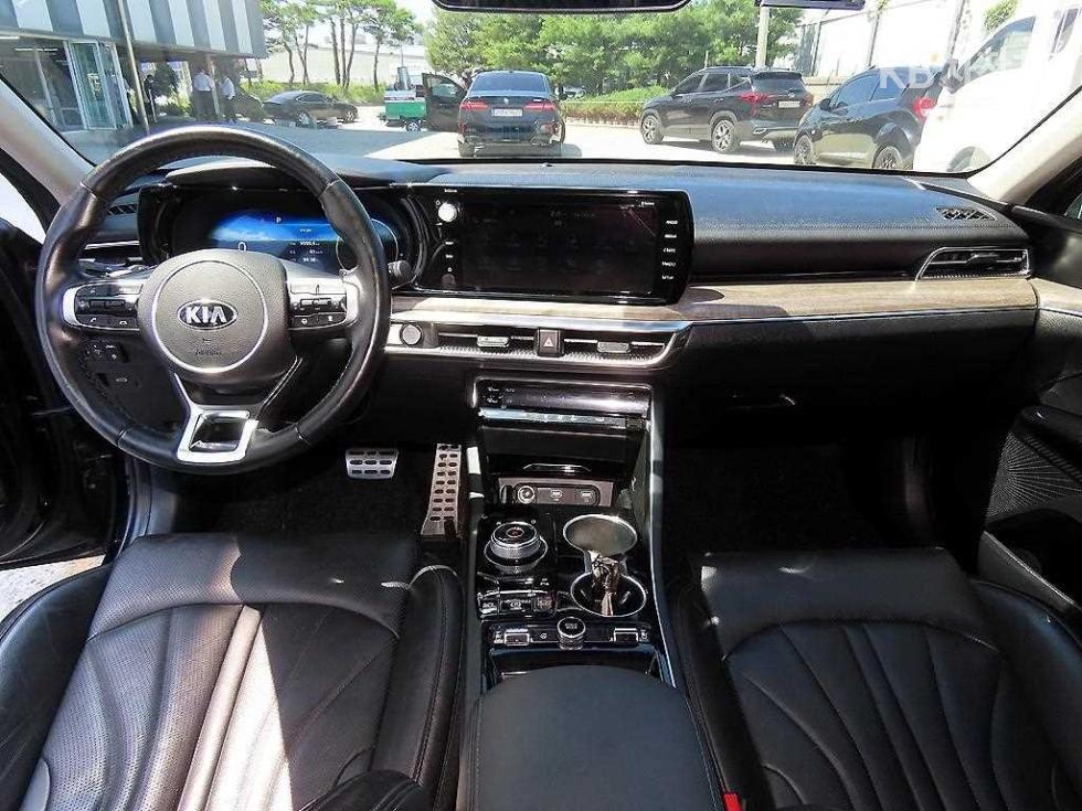 Kia K5 — miniaturë 7