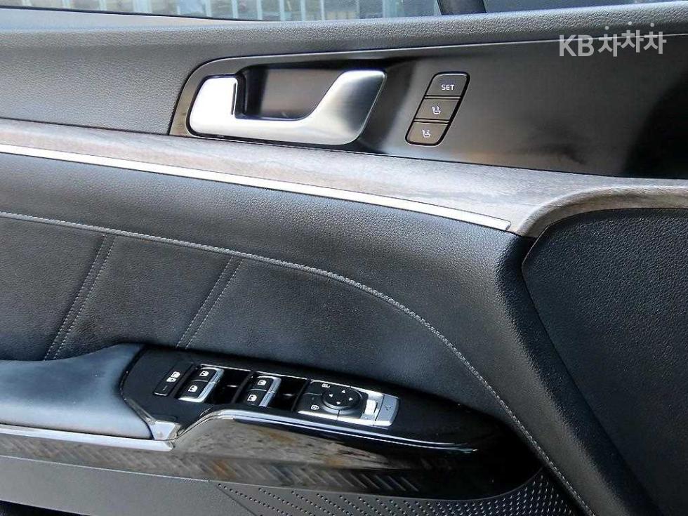 Kia K5 — miniaturë 11