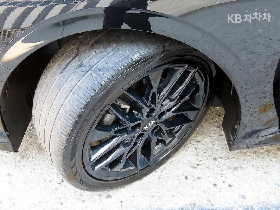 Kia K5 — miniaturë 20