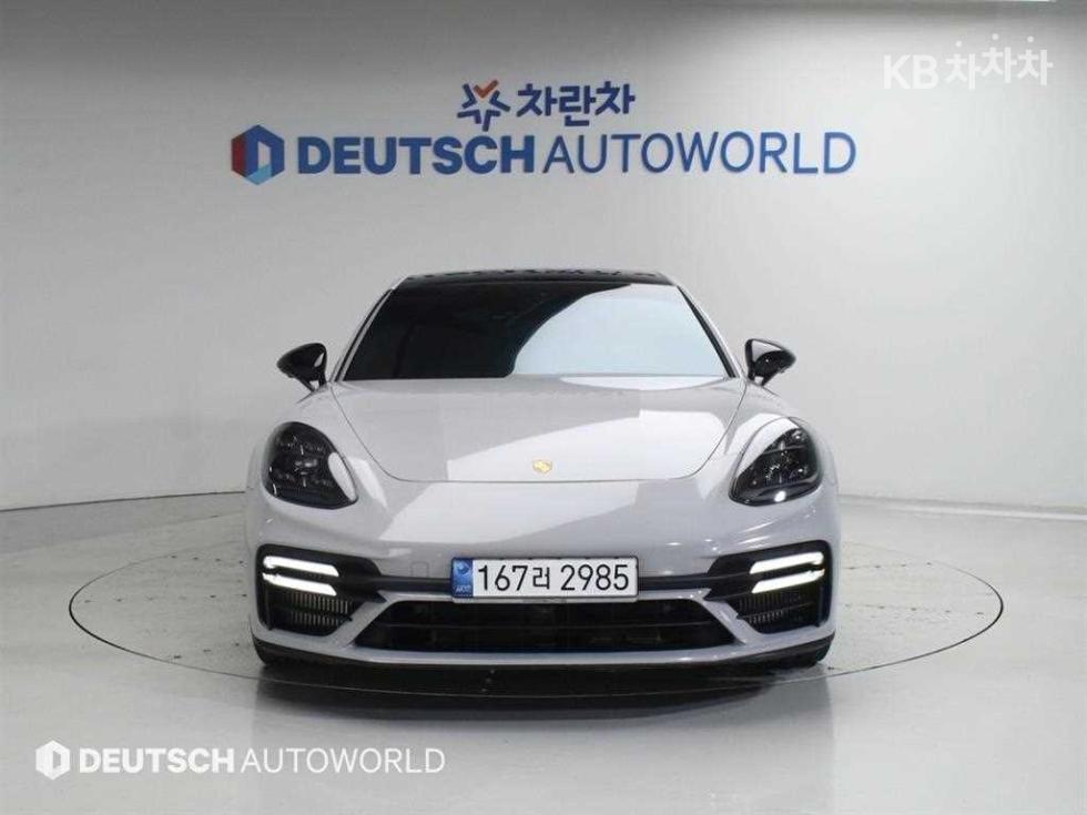 2021 Porsche (971) photo