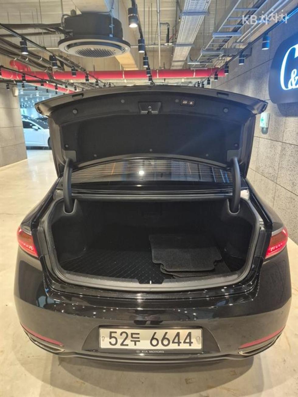 2018 - kia k7