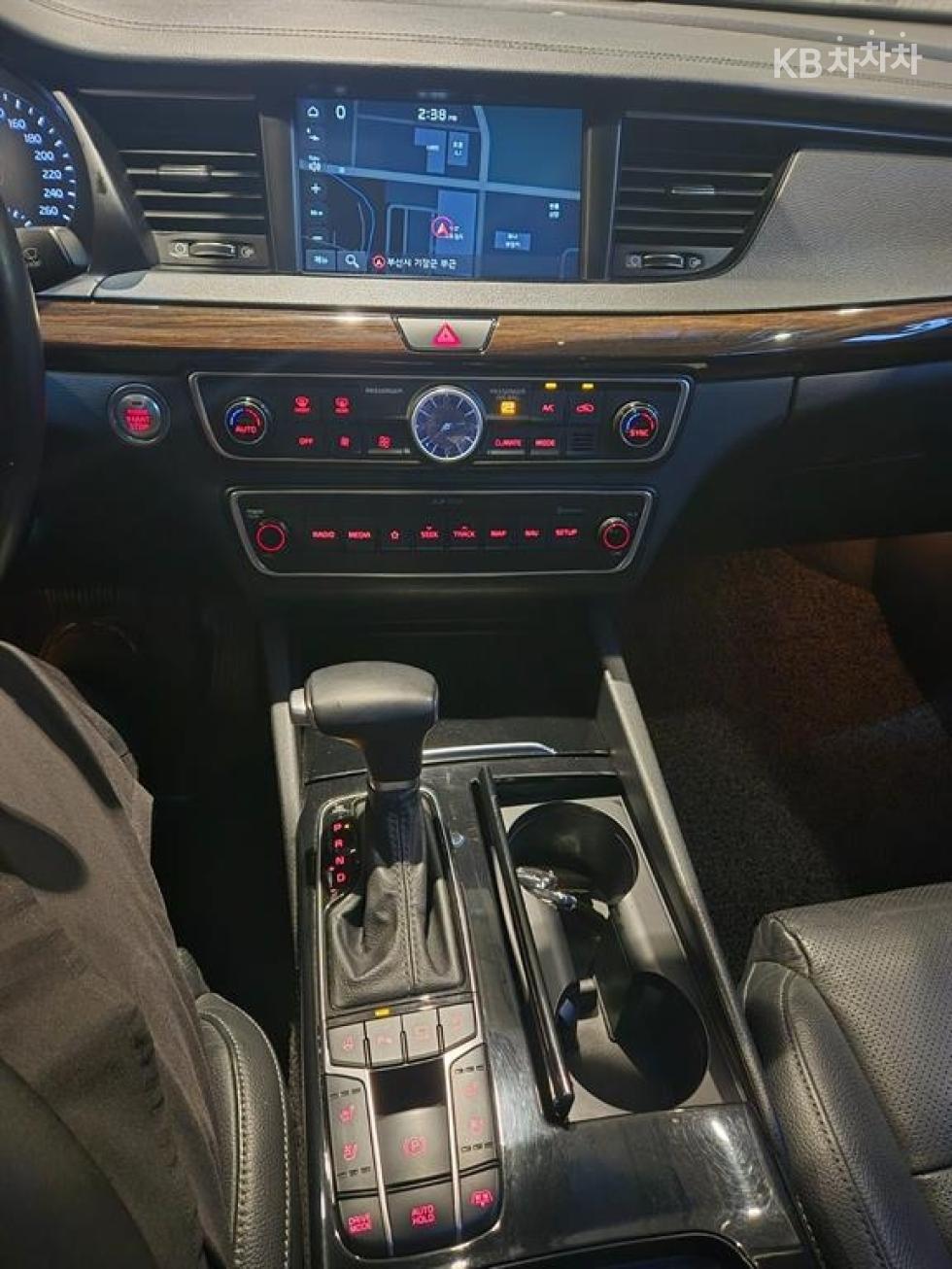 2018 - kia k7