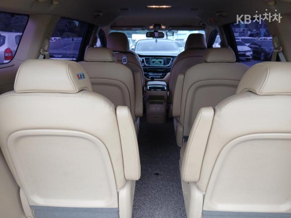 2016 - kia carnival