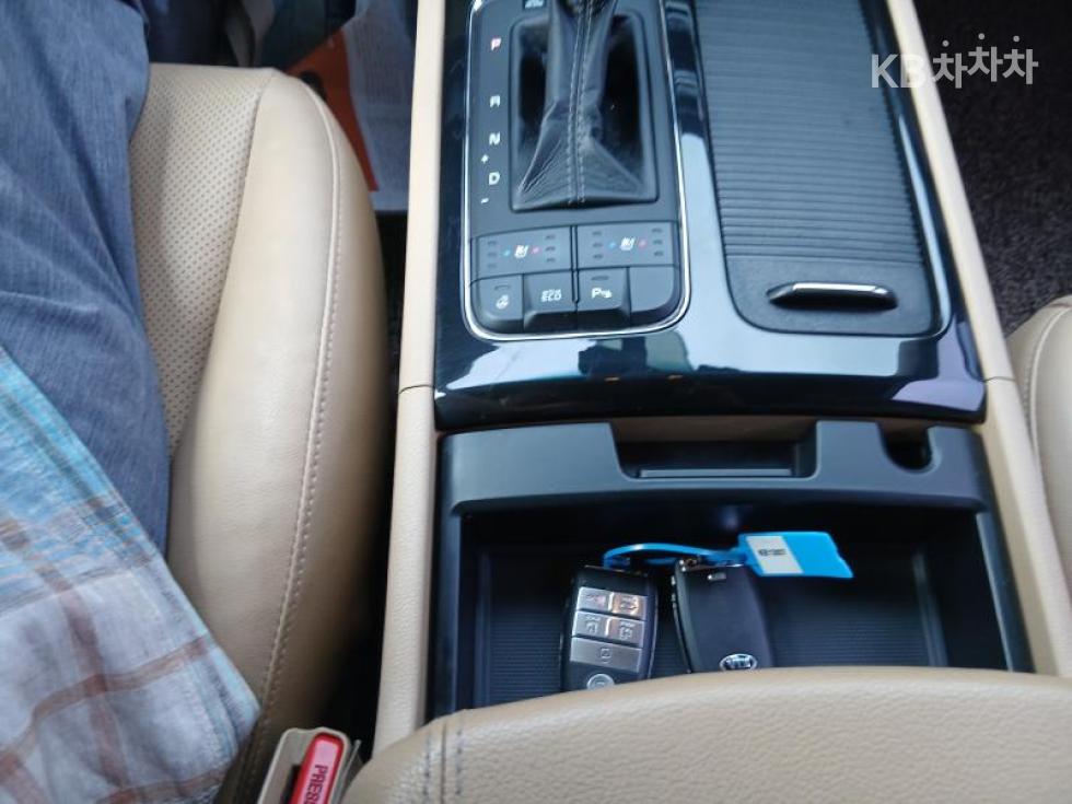 2016 - kia carnival