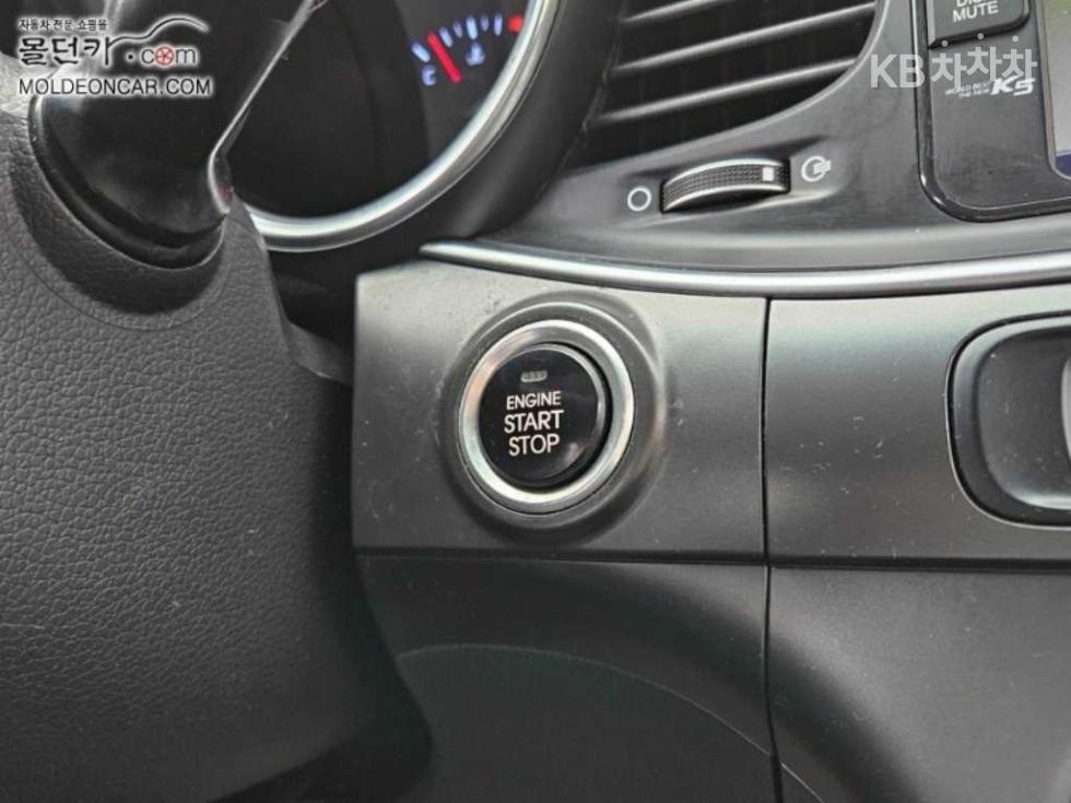 Kia K5 — miniaturë 14