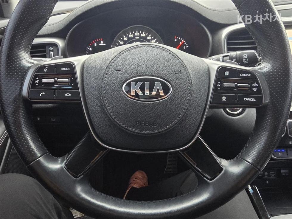 2020 - kia sorento