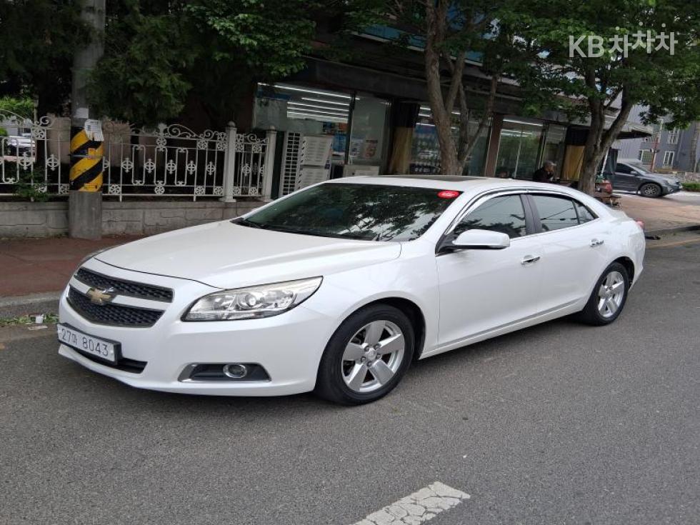 Chevrolet Malibu — miniaturë 2