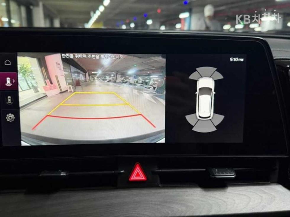 2022 - kia sportage