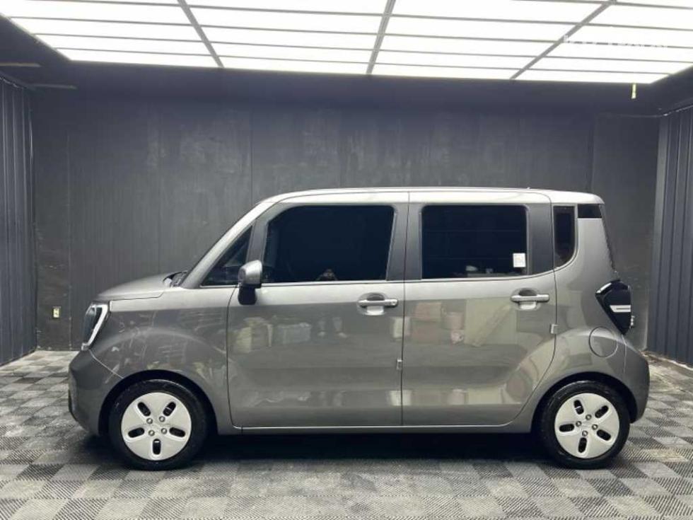 2023 - kia kia