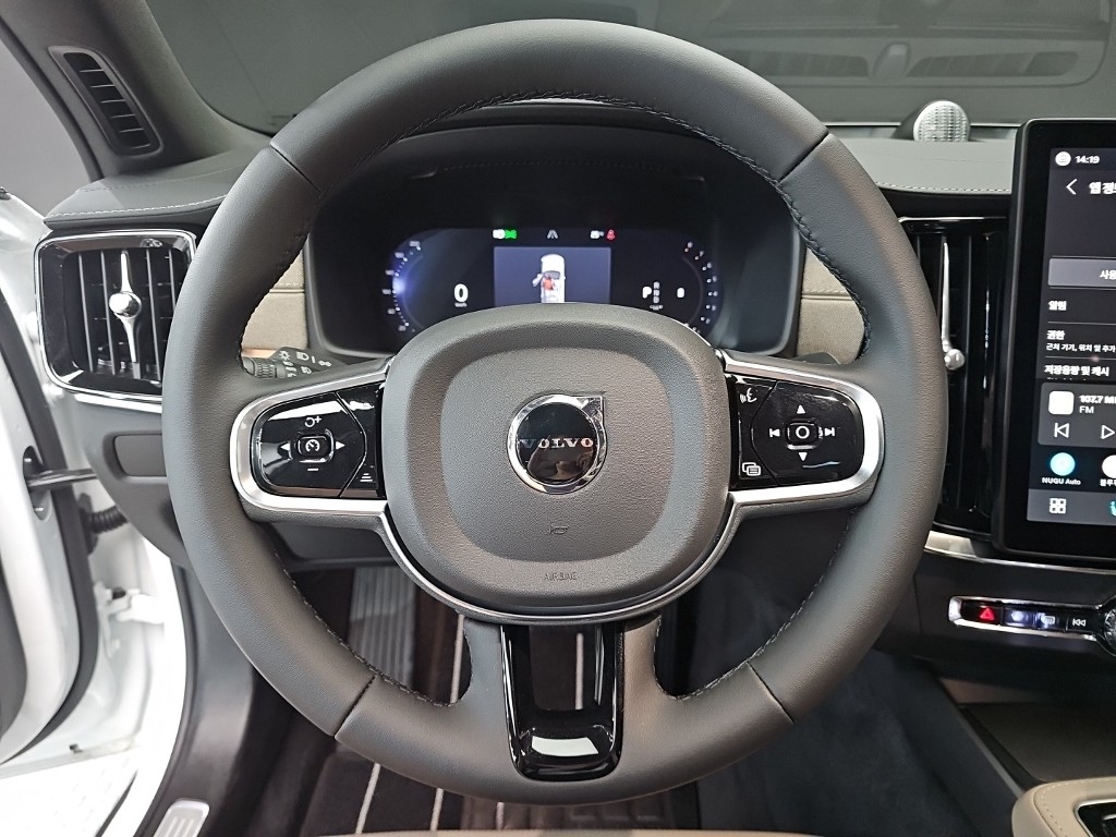 2026 - volvo s90