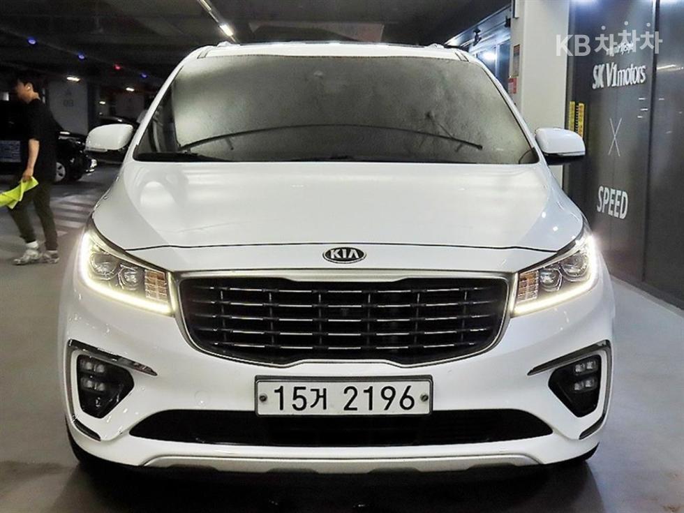 2019 - kia carnival