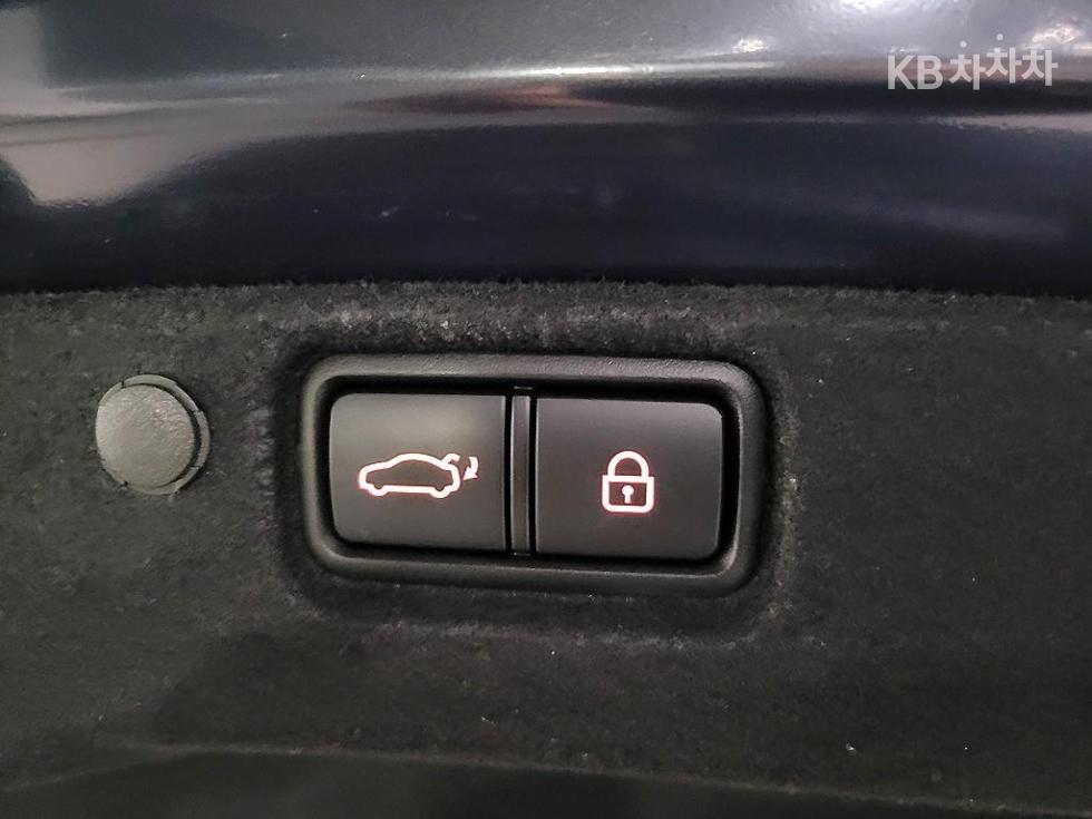 2020 - kia k7